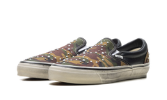 LX Classic Slip-On 98 "Pearlized Pack Camo Black" VN000D9PCAK