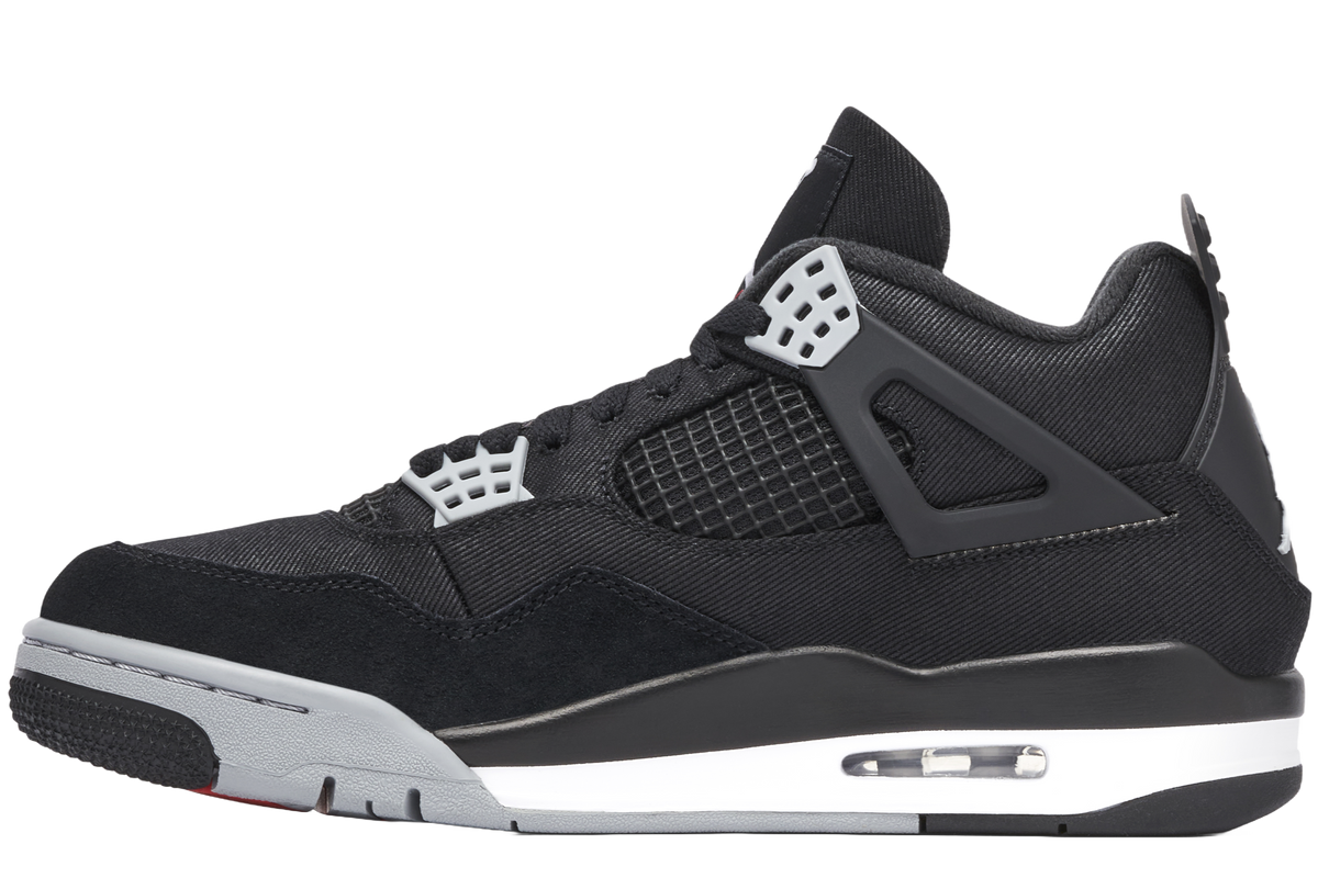 4 Retro SE Black Canvas